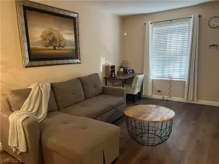 Photo #3: 2523130 Listing 