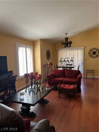 Photo #2: 2523140 Listing 