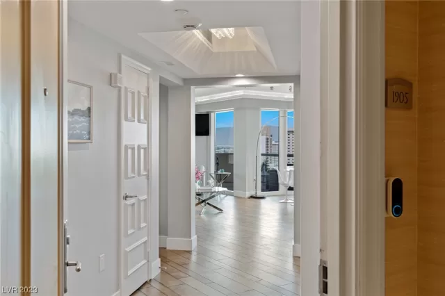 MLS: 2523143 Condo For Sale