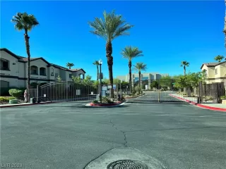 Photo #2: 2523146 Listing 