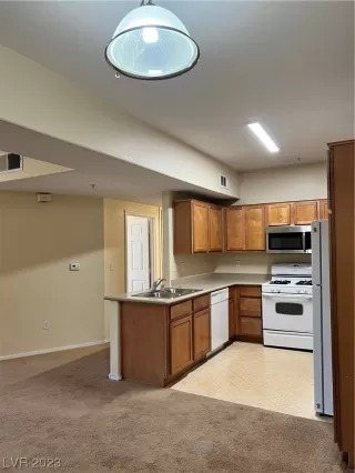 Photo #6: 2523146 Listing 