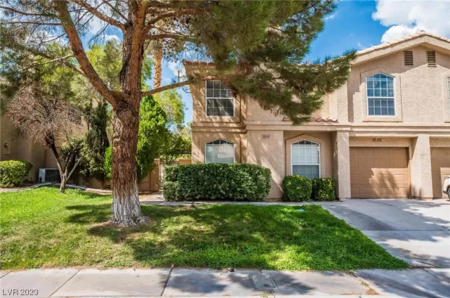 MLS: 2523173 Condo For Sale