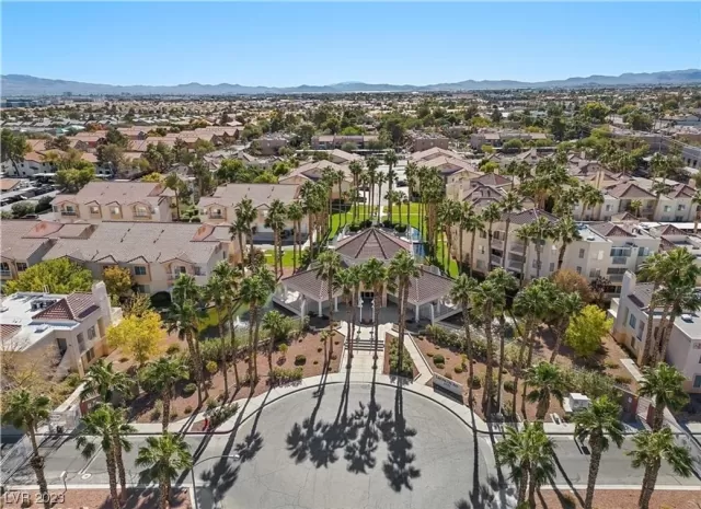 MLS: 2523214 Condo For Sale