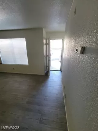 Photo #2: 2523254 Listing
