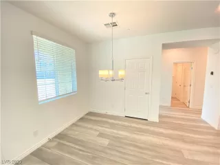 Photo #4: 2523300 Listing 