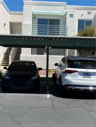 Photo #1: 2523310 Listing 