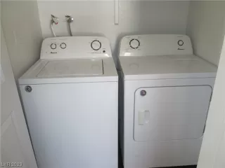 Photo #5: 2523404 Listing 