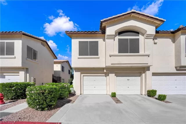 MLS: 2523406 Condo For Sale