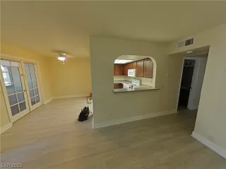 Photo #2: 2523421 Listing 