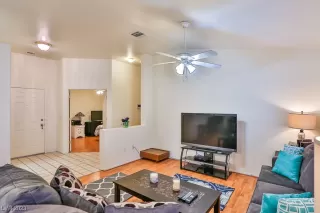 Photo #6: 2523432 Listing