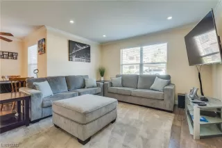 Photo #4: 2523450 Listing