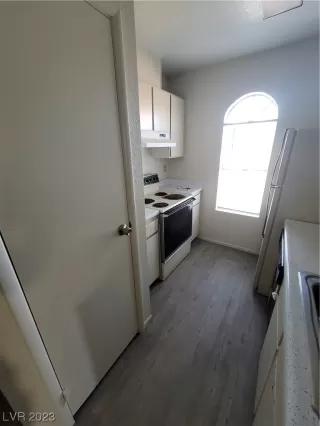 Photo #3: 2523460 Listing 