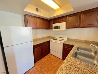 Photo #3: 2523474 Listing 