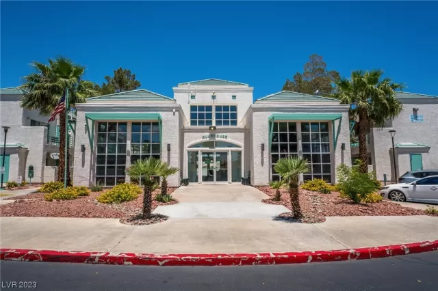 MLS: 2523507 Condo For Sale