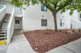 Photo #1: 2523507 Listing