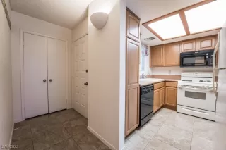 Photo #2: 2523507 Listing