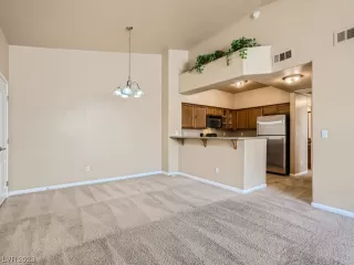 Photo #6: 2523511 Listing 