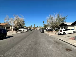 Photo #1: 2523524 Listing 