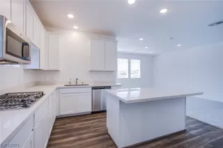 Photo #3: 2523563 Listing 