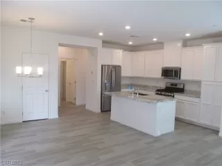 Photo #4: 2523580 Listing 