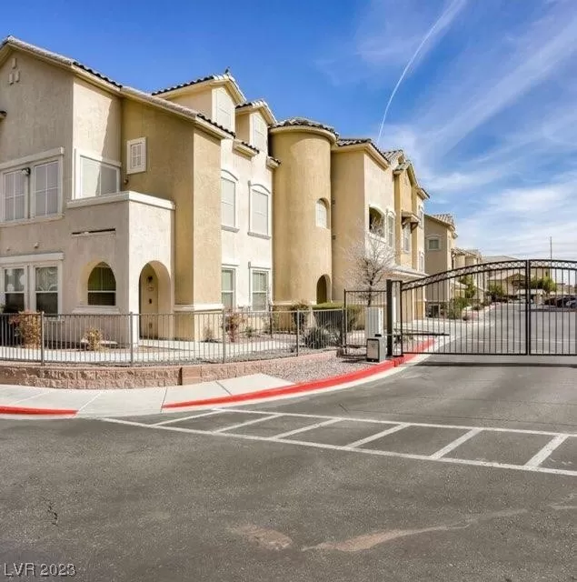MLS: 2523591 Condo For Sale