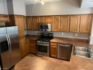 Photo #2: 2523591 Listing 