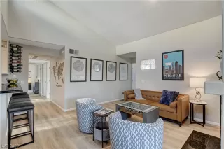 Photo #5: 2523612 Listing