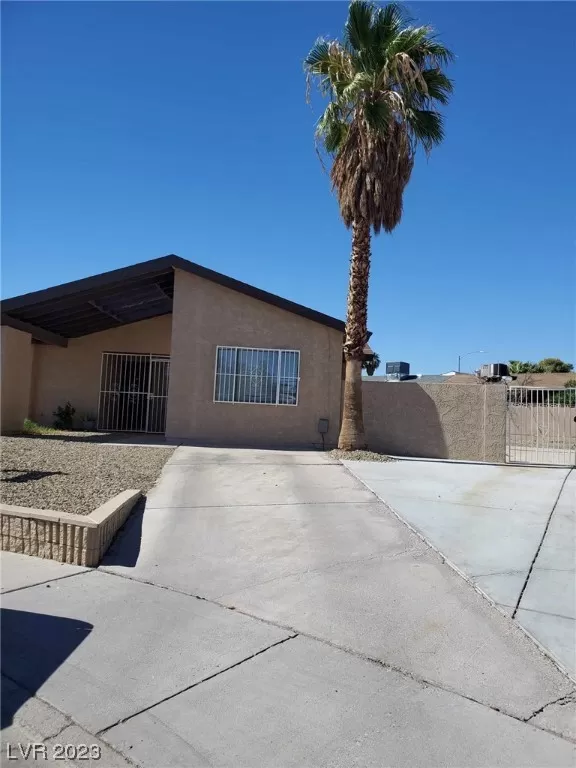 MLS: 2523616 Condo For Sale