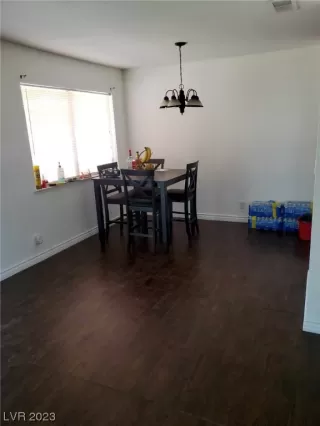 Photo #5: 2523616 Listing