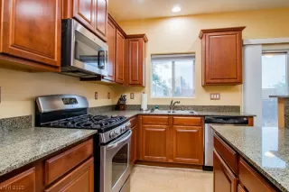 Photo #6: 2523622 Listing 