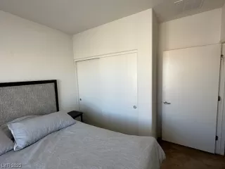 Photo #5: 2523636 Listing