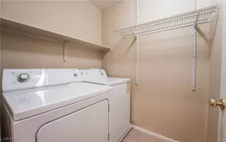 Photo #3: 2523637 Listing 