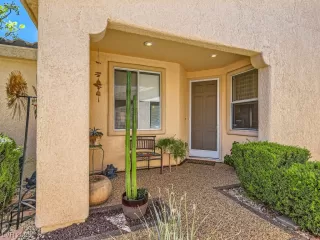 Photo #1: 2523699 Listing 