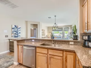 Photo #3: 2523699 Listing 