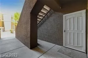 Photo #4: 2523723 Listing 