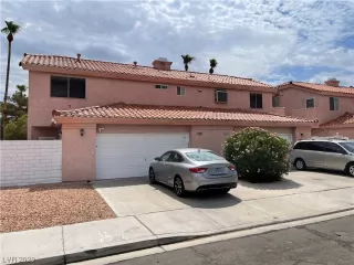 Photo #3: 2523726 Listing