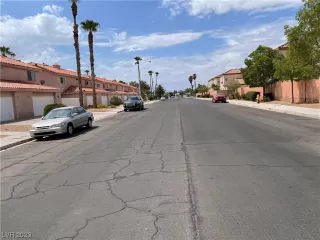 Photo #6: 2523726 Listing