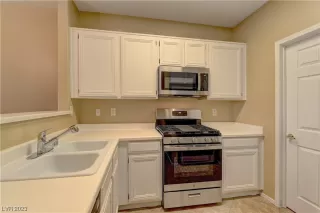 Photo #6: 2523729 Listing