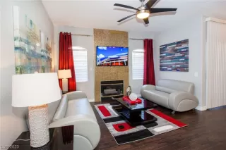 Photo #3: 2523742 Listing