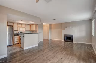 Photo #1: 2523760 Listing 