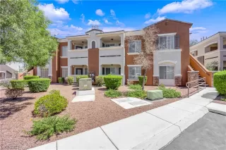 Photo #1: 2523777 Listing