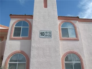 Photo #1: 2523778 Listing 