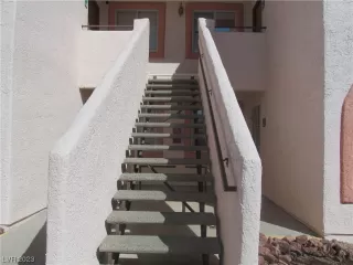 Photo #3: 2523778 Listing 