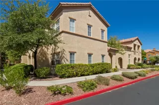 Photo #4: 2523790 Listing