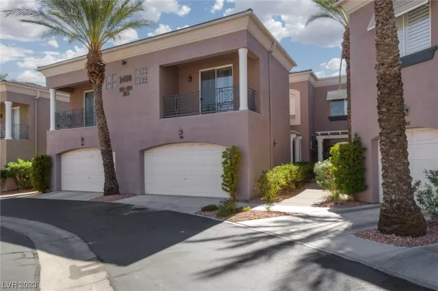 MLS: 2523804 Condo For Sale