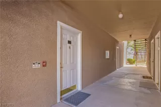 Photo #1: 2523836 Listing