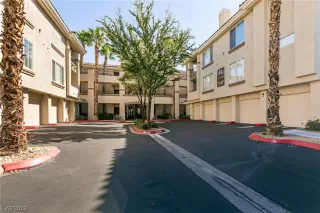 Photo #1: 2523839 Listing 