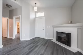 Photo #4: 2523876 Listing