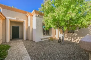 Photo #6: 2523878 Listing