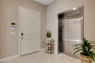 Photo #4: 2523898 Listing 